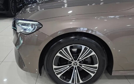 Mercedes-Benz E-Класс, 2025 год, 7 000 000 рублей, 5 фотография