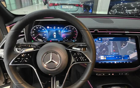 Mercedes-Benz E-Класс, 2025 год, 7 000 000 рублей, 11 фотография