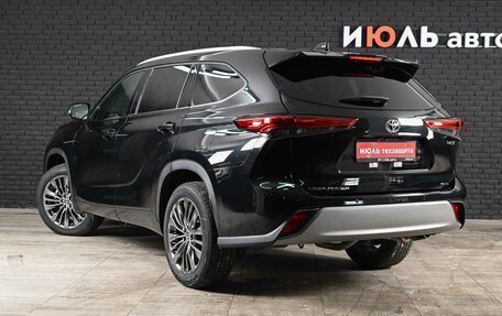 Toyota Highlander, 2025 год, 5 770 000 рублей, 6 фотография