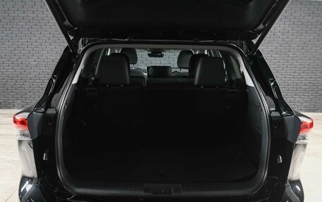 Toyota Highlander, 2025 год, 5 770 000 рублей, 9 фотография