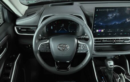 Toyota Highlander, 2025 год, 5 770 000 рублей, 13 фотография