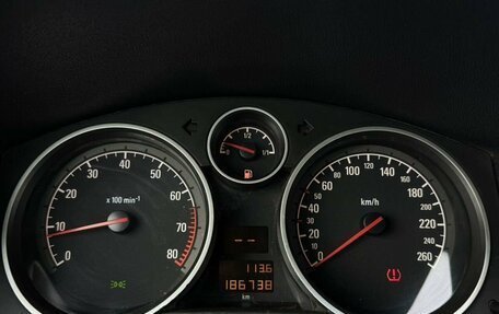 Opel Zafira B, 2011 год, 745 000 рублей, 23 фотография