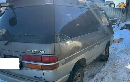 Toyota Lite Ace IV, 1992 год, 450 000 рублей, 5 фотография