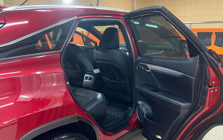 Lexus RX IV рестайлинг, 2018 год, 3 300 000 рублей, 3 фотография