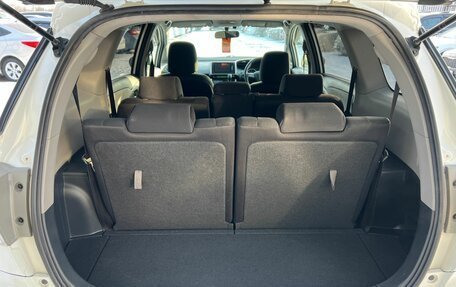 Toyota Wish II, 2010 год, 1 299 000 рублей, 19 фотография