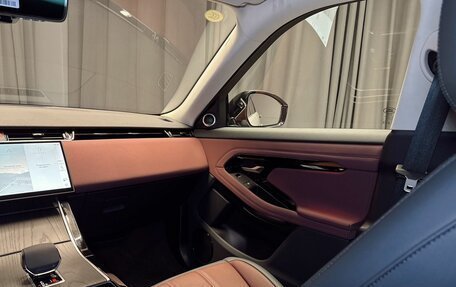 Land Rover Range Rover Evoque II, 2025 год, 6 100 000 рублей, 27 фотография