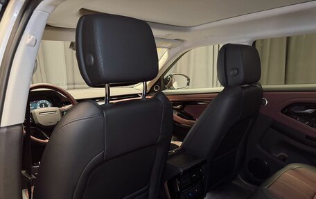 Land Rover Range Rover Evoque II, 2025 год, 6 100 000 рублей, 28 фотография