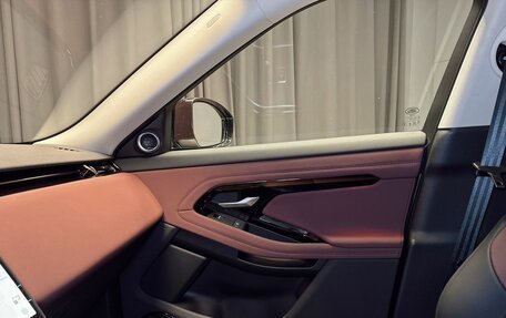 Land Rover Range Rover Evoque II, 2025 год, 6 100 000 рублей, 35 фотография
