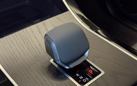 Land Rover Range Rover Evoque II, 2025 год, 6 100 000 рублей, 40 фотография