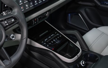 Porsche Cayenne III, 2025 год, 17 990 000 рублей, 22 фотография