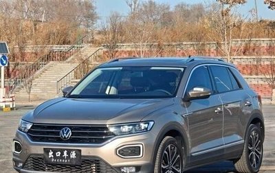 Volkswagen T-Roc I, 2022 год, 1 860 000 рублей, 1 фотография