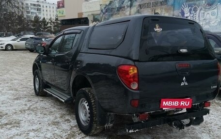 Mitsubishi L200 IV рестайлинг, 2011 год, 1 550 000 рублей, 9 фотография
