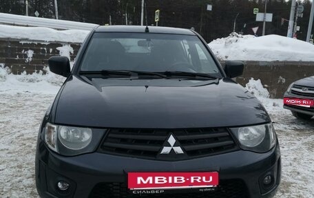 Mitsubishi L200 IV рестайлинг, 2011 год, 1 550 000 рублей, 8 фотография