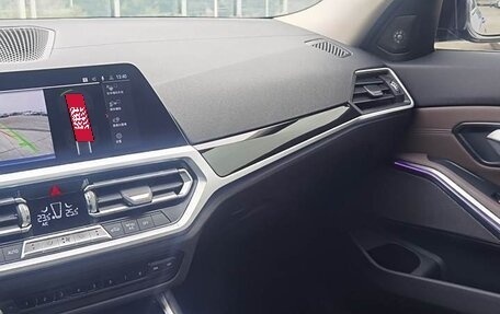 BMW 3 серия, 2022 год, 2 800 000 рублей, 13 фотография