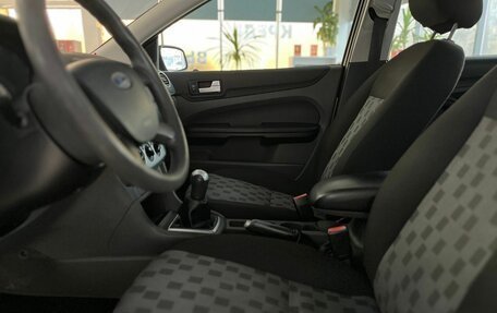 Ford Focus II рестайлинг, 2006 год, 425 000 рублей, 17 фотография