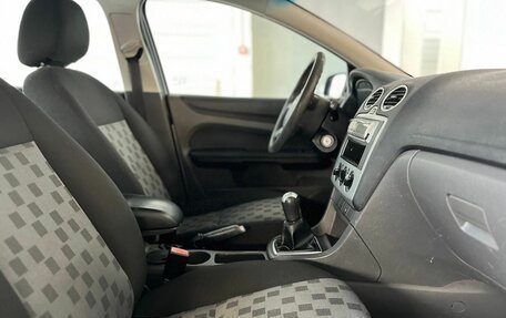 Ford Focus II рестайлинг, 2006 год, 425 000 рублей, 18 фотография