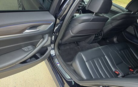 BMW 5 серия, 2018 год, 4 950 000 рублей, 12 фотография