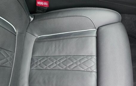 BMW 5 серия, 2018 год, 4 950 000 рублей, 15 фотография