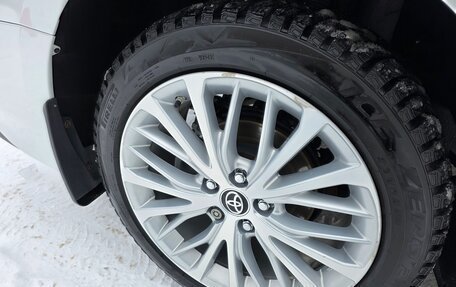 Toyota Camry, 2021 год, 3 200 000 рублей, 16 фотография