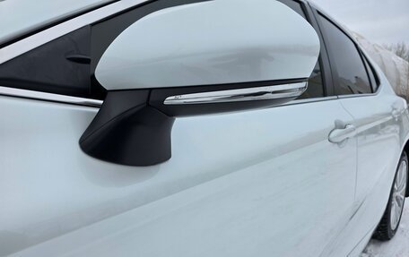 Toyota Camry, 2021 год, 3 200 000 рублей, 12 фотография