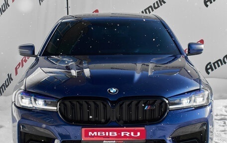 BMW 5 серия, 2018 год, 2 990 000 рублей, 2 фотография