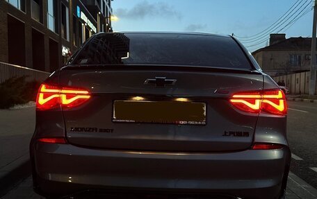 Chevrolet Monza, 2019 год, 2 200 000 рублей, 8 фотография