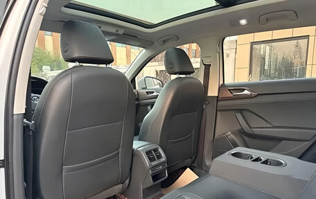 Volkswagen Tharu, 2023 год, 1 900 000 рублей, 13 фотография