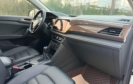 Volkswagen Tharu, 2023 год, 1 900 000 рублей, 12 фотография