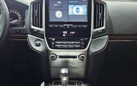 Toyota Land Cruiser 200, 2016 год, 5 849 000 рублей, 14 фотография