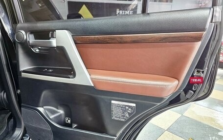 Toyota Land Cruiser 200, 2016 год, 5 849 000 рублей, 20 фотография