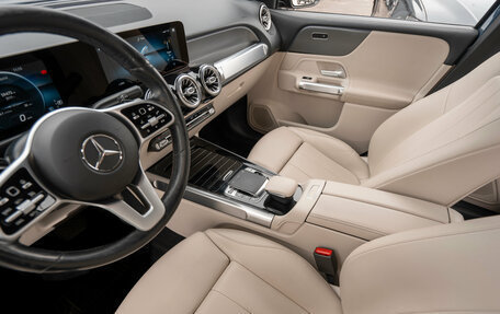 Mercedes-Benz GLB, 2020 год, 2 895 000 рублей, 13 фотография