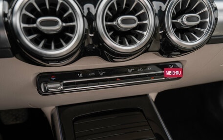 Mercedes-Benz GLB, 2020 год, 2 895 000 рублей, 23 фотография