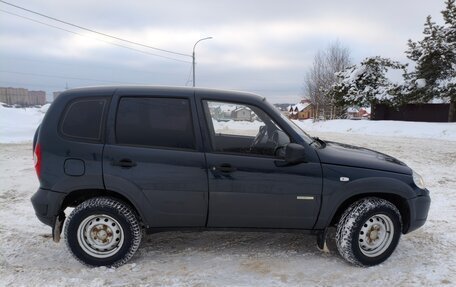 Chevrolet Niva I рестайлинг, 2013 год, 470 000 рублей, 2 фотография