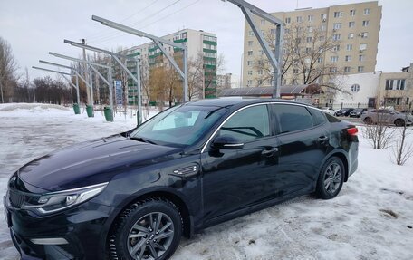 KIA Optima IV, 2018 год, 2 000 000 рублей, 2 фотография