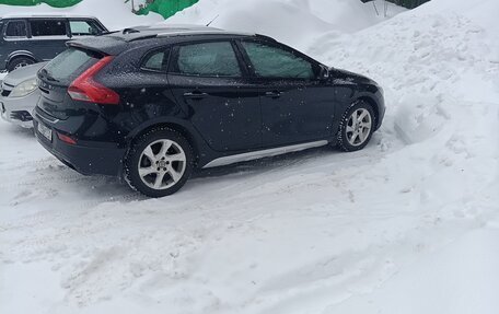 Volvo V40 II рестайлинг, 2013 год, 1 100 000 рублей, 8 фотография