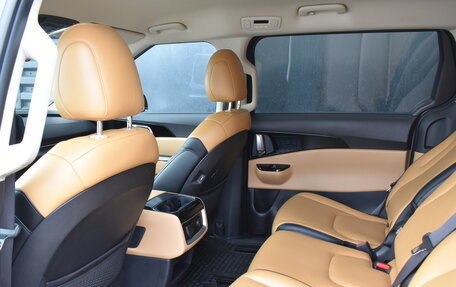 KIA Carnival, 2022 год, 3 690 000 рублей, 16 фотография