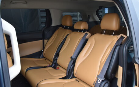 KIA Carnival, 2022 год, 3 690 000 рублей, 17 фотография