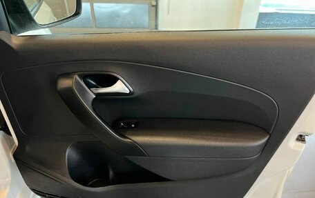 Volkswagen Polo VI (EU Market), 2020 год, 1 350 000 рублей, 26 фотография