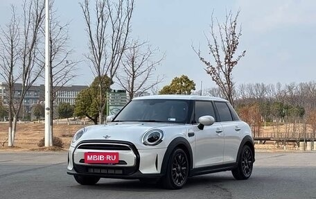 MINI Hatch, 2023 год, 2 307 153 рублей, 3 фотография