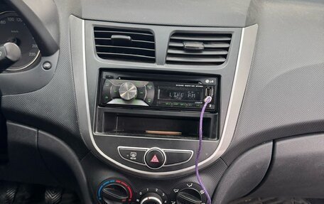 Hyundai Solaris II рестайлинг, 2014 год, 1 250 000 рублей, 1 фотография