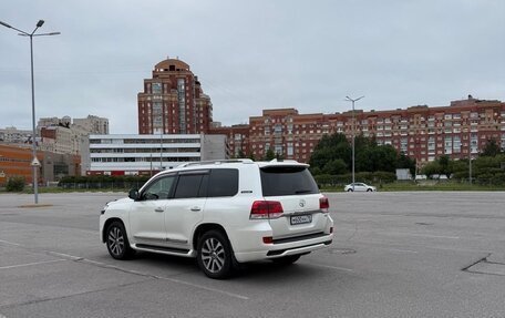 Toyota Land Cruiser 200, 2016 год, 5 555 555 рублей, 7 фотография