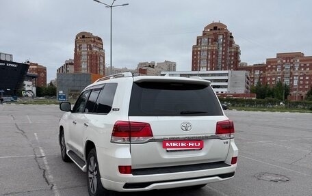 Toyota Land Cruiser 200, 2016 год, 5 555 555 рублей, 4 фотография