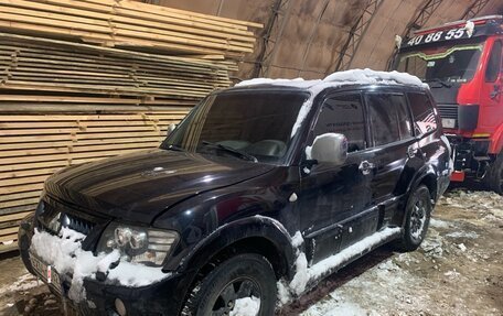Mitsubishi Pajero III рестайлинг, 2005 год, 650 000 рублей, 1 фотография