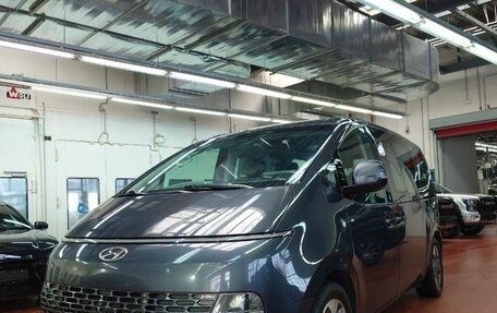 Hyundai Staria, 2022 год, 5 350 000 рублей, 1 фотография