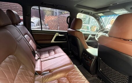 Toyota Land Cruiser 200, 2016 год, 5 555 555 рублей, 9 фотография