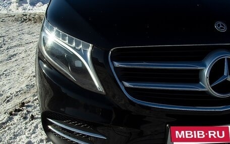 Mercedes-Benz V-Класс, 2018 год, 5 500 000 рублей, 2 фотография