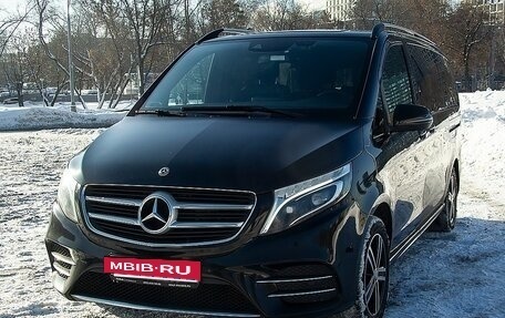 Mercedes-Benz V-Класс, 2018 год, 5 500 000 рублей, 5 фотография