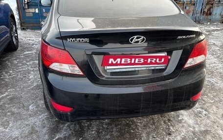 Hyundai Solaris II рестайлинг, 2011 год, 650 000 рублей, 4 фотография