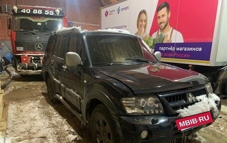 Mitsubishi Pajero III рестайлинг, 2005 год, 650 000 рублей, 3 фотография