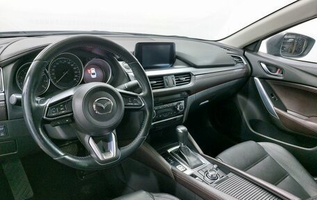 Mazda 6, 2017 год, 2 099 000 рублей, 10 фотография